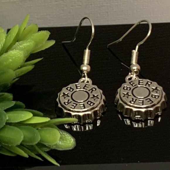 Beer Earring, Alcohol Earring, Drink Earring, St. Patrick's Day, Cinco De Mayo - Picture 4 of 9